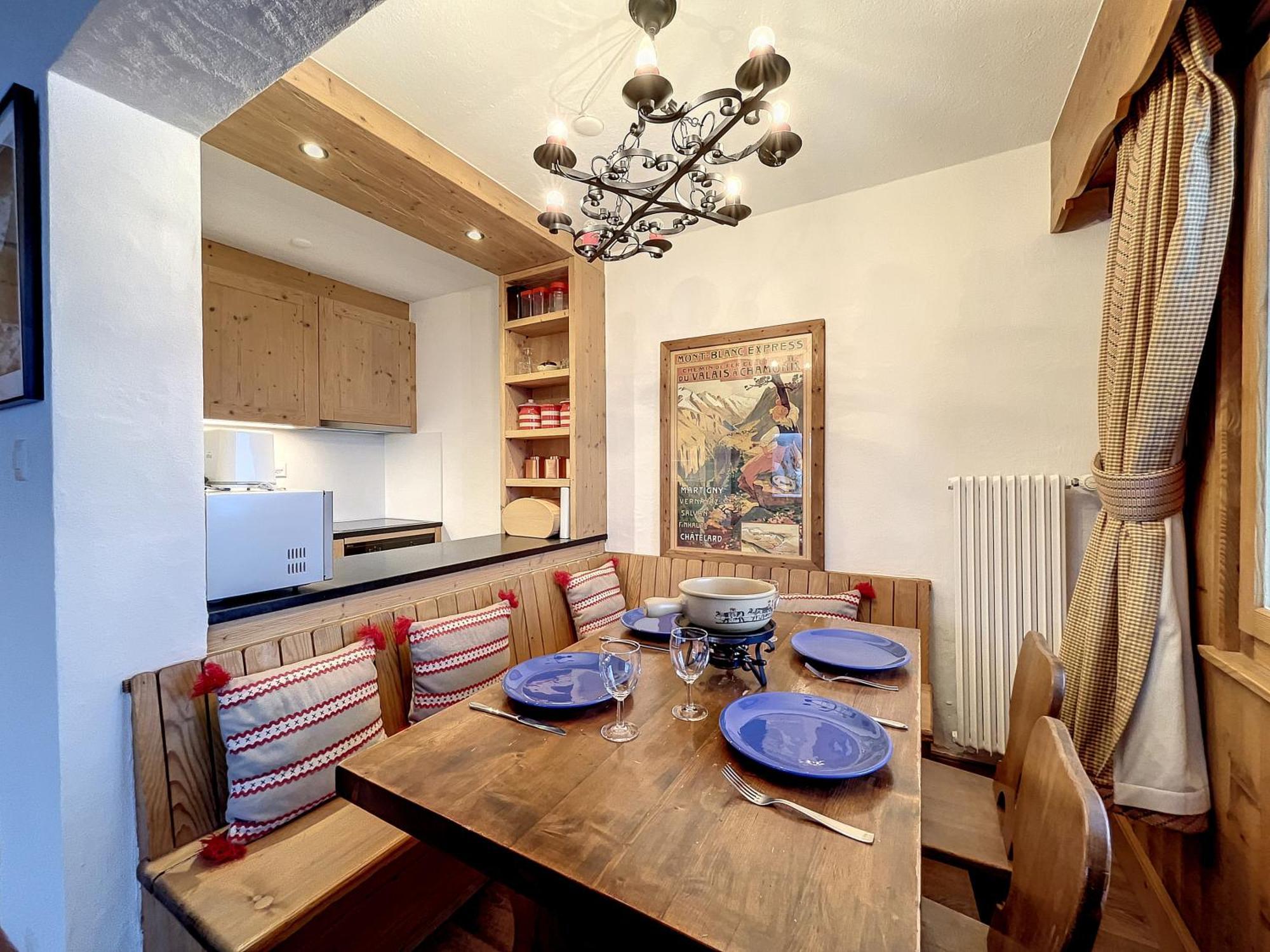 Apartments Roxes เวอร์บิเอร์ ภายนอก รูปภาพ
